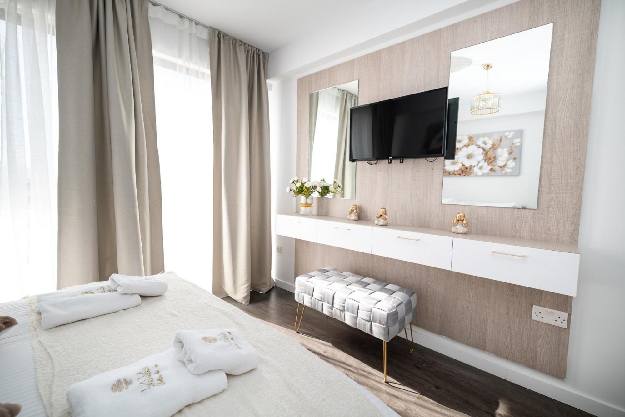 Lazuli Beachfront Sea View Ap144 Λάρνακα Εξωτερικό φωτογραφία